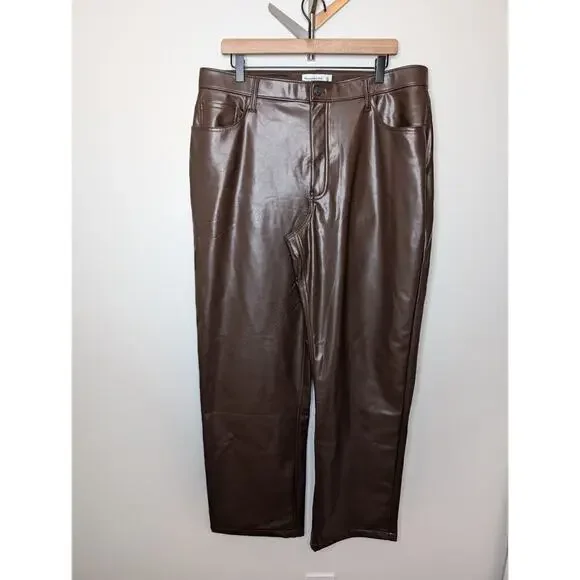 Abercrombie & Fitch 90’s Straight Ultra High Rise Brown Faux Leather Pant Sz 33